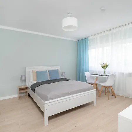 Bukowska Elegancki Apartament Z 1 Sypialnia I Biurkiem By Noclegi Renters Poznań Zewnętrze zdjęcie