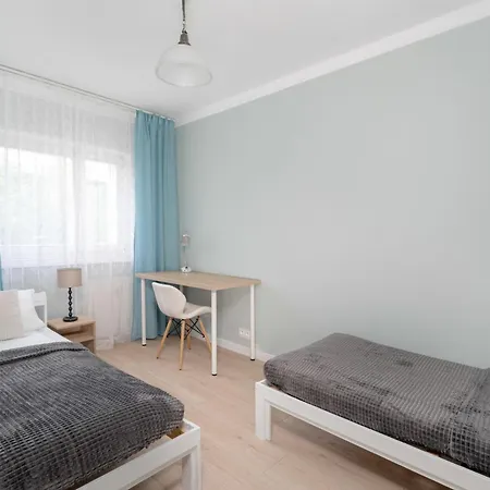 Bukowska Elegancki Apartament Z 1 Sypialnia I Biurkiem By Noclegi Renters Poznań Zewnętrze zdjęcie