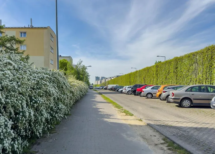 Bukowska Elegancki Apartament Z 1 Sypialnia I Biurkiem By Noclegi Renters