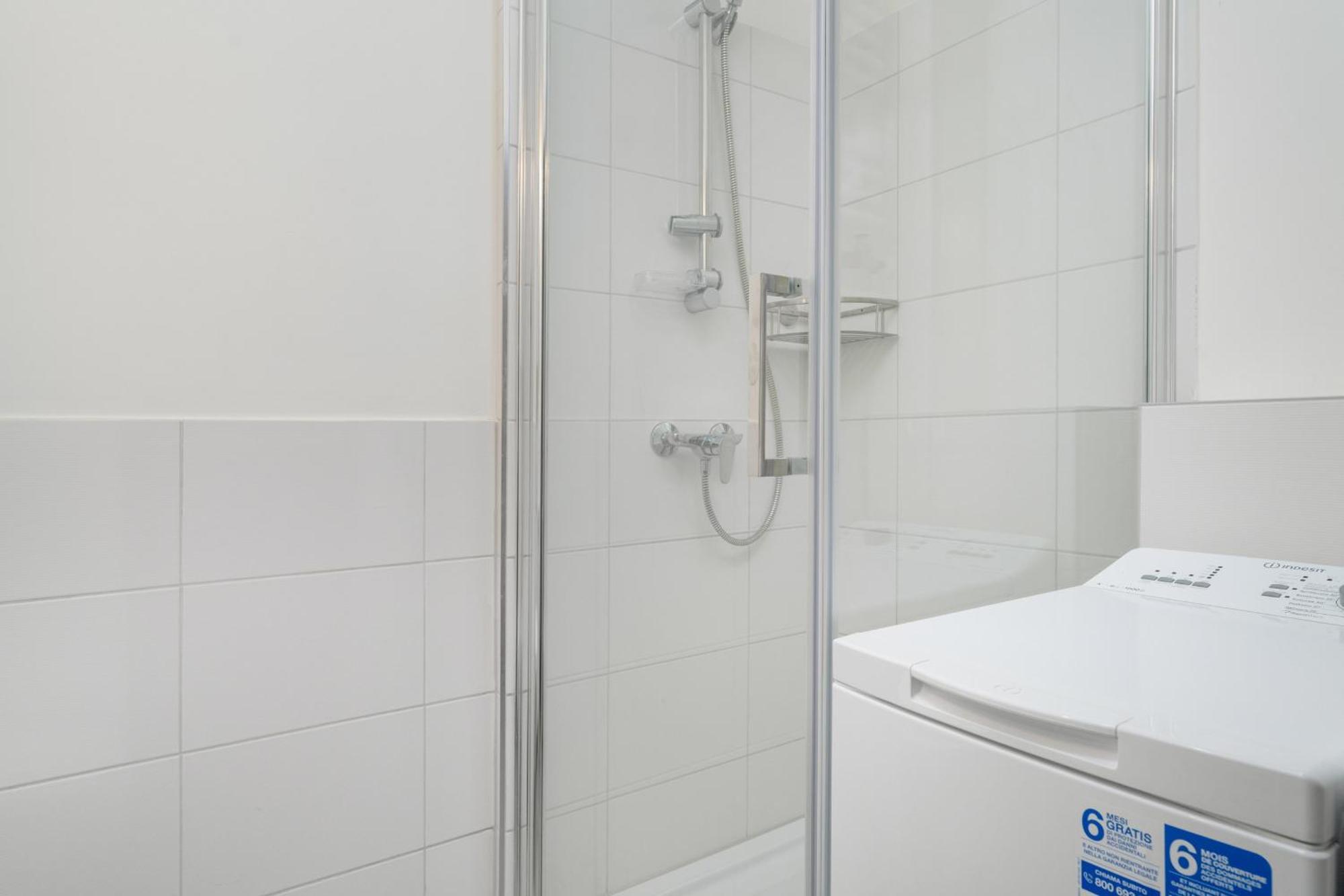 Bukowska Elegancki Z 1 Sypialnia I Biurkiem By Renters *