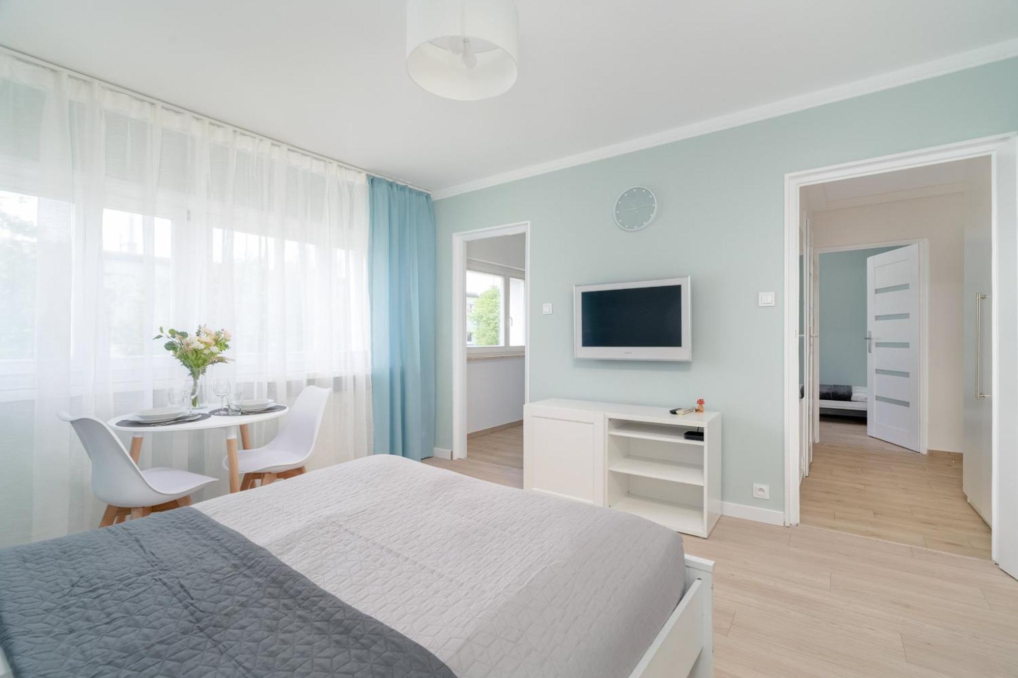 Bukowska Elegancki Z 1 Sypialnia I Biurkiem By Renters